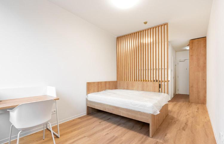 Modern Studio Near Airport And City Centre! Leilighet Praha Eksteriør bilde